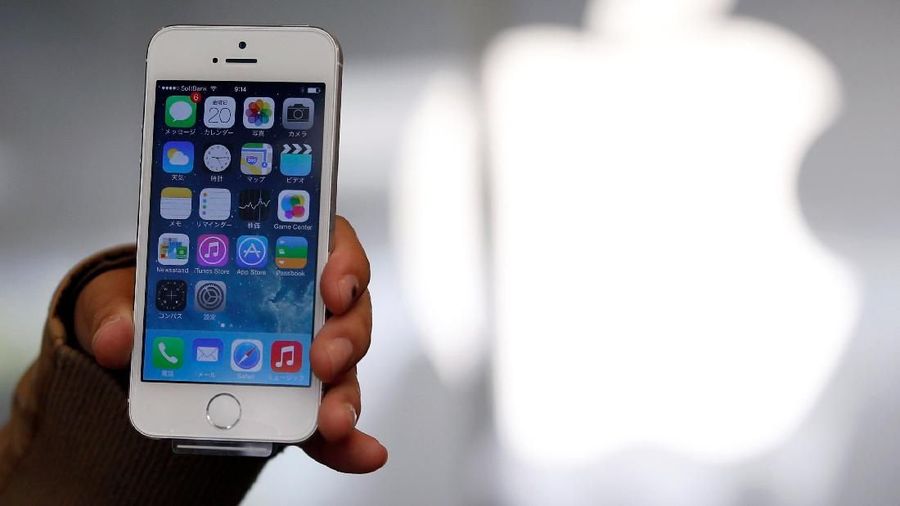 Setelah 30 tahun bekerja di Apple, Jony Ive telah merancang beberapa produk perangkat keras dan lunak yang paling mengesankan lainnya.