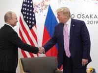 Trump Nongol Tiba-tiba Komentar Ukraina, Sebut Putin Genius!