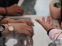 Ibu-ibu yang Beli Emas di Pegadaian Kemarin, Hari Ini Cuan 2%