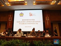 Ini Sanksi Lengkap OJK Kasus Poles Laporan Keuangan Garuda