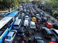 Awas! Ada 3 Juta Mobil di DKI Kena Pembatasan Usia Kendaraan