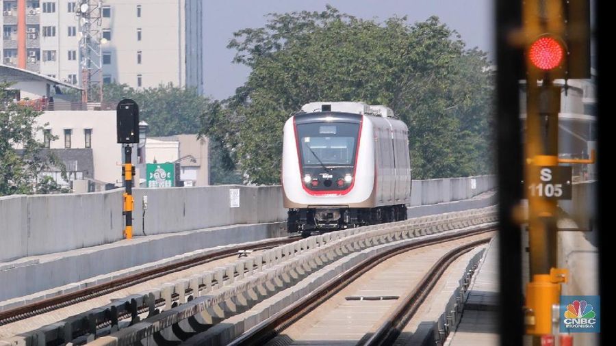 Proyek LRT Jabodebek dipastikan molor dari target