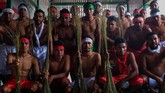 Kata ukuwala diambil dari bahasa negeri Mamala yang artinya sapu lidi sedangkan Mahiate artinya baku pukul. Jadi arti dari ukuwala mahiate adalah baku pukul sapu lidi disebut juga pukul menyapu. (ANTARA FOTO/Atika Fauziyyah)