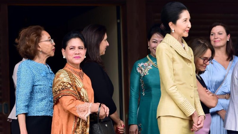 Ibu Negara Iriana Joko Widodo pada hari Jumat 28/6 mengikuti berbagai kegiatan Spouse program