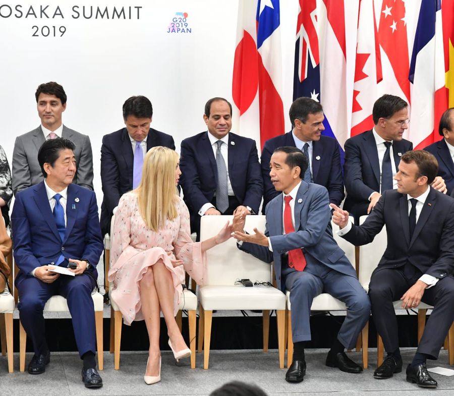 Pak Jokowi, Jika Singapura & Hong Kong Resesi Kita Bisa Apa?