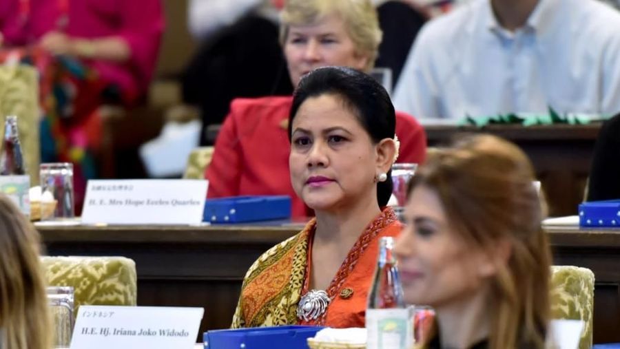 Ibu Negara Iriana Joko Widodo menghadiri acara simposium mengenai lingkungan hidup bertema 