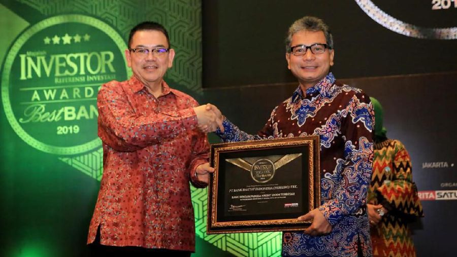 Bank Rakyat Indonesia (Persero) Tbk (BBRI) menyabet penghargaan khusus di bidang UMKM dari rangkaian Bank Terbaik Tahun 2019