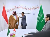 Ada Apa Jokowi Incar Proyek Kereta di Saudi?