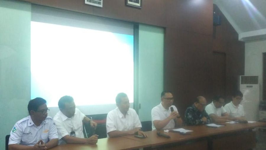 Garuda akan mematuhi keputusan Kemenkeu dan OJK.