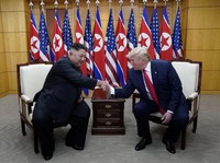 Trump Lakukan Tur Asia, Siap 