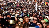 Salah satu festival musik terbesar di dunia, Glastonbury Festival 2019 meneruskan jejak kesuksesan pendahulunya: mengajak ratusan ribu orang berpesta bersama.(REUTERS/Henry Nicholls)