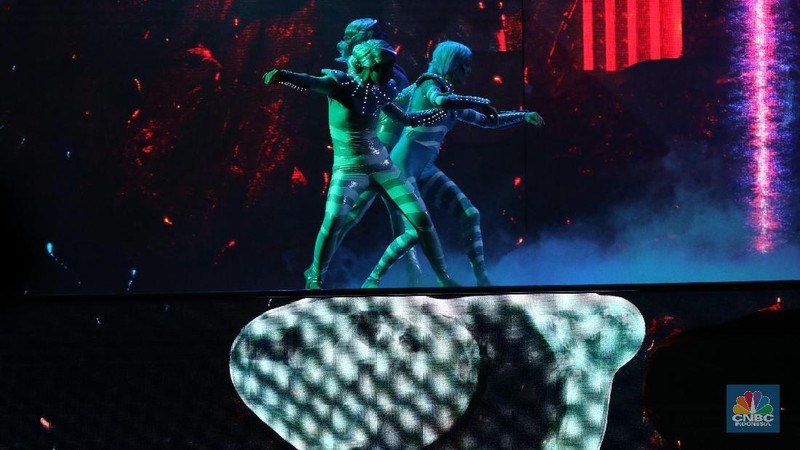 Ini merupakan satu wahana show taman rekreasi indoor terbesar di Indonesia