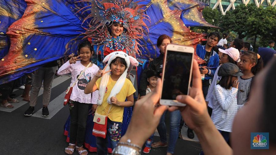 Jakarnaval merupakan salah satu rangkaian acara peringatan HUT DKI Jakarta ke-492.
