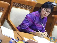 Rapat Tertutup, DPR Putuskan Nasib Destry Jadi BI-2 Hari Ini