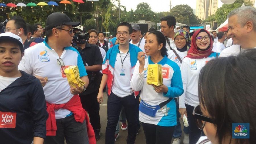 Menteri Badan Usaha Milik Negara (BUMN) Rini Soemarno akhinya berbicara seputar pembatalan kerja sama PT Garuda Indonesia (Persero)