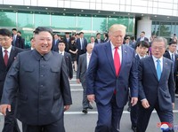 Dengan Senang Hati, Jokowi Ingin Undang Trump ke Indonesia