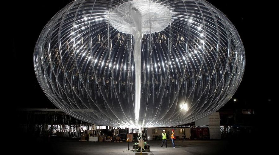 A Loon internet balloon, carrying solar-powered mobile networking equipment flies over the company's launch site in Winnemucca, Nevada, U.S., in this photo provided June 27, 2019. Courtesy Loon/Handout via REUTERS. THIS IMAGE HAS BEEN SUPPLIED BY A THIRD PARTY. NO RESALES. NO ARCHIVES. MANDATORY CREDIT