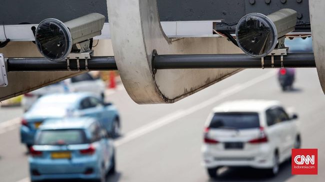 Tilang Elektronik Belum Diterapkan di Tol Layang Japek II