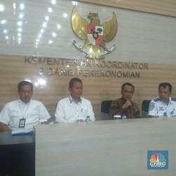 Hore! Tiket Pesawat Turun 50% Ini Penjelasannya