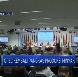 OPEC Perpanjang Pemangkasan Produksi Minyak