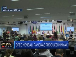 OPEC Perpanjang Pemangkasan Produksi Minyak