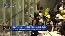 Aksi Ricuh di Gedung Parlemen Hong Kong