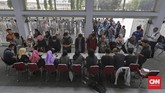 Penduduk yang bekerja pada Februari 2019 sebanyak 129,36 juta orang, bertambah 2,29 juta orang dari Februari 2018. (CNN Indonesia/Adhi Wicaksono)