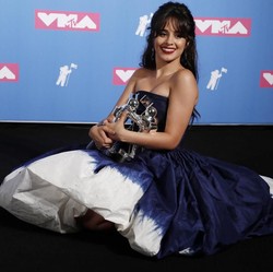 Camila Cabello & Tabir Gelap di Balik Kesuksesan Karirnya