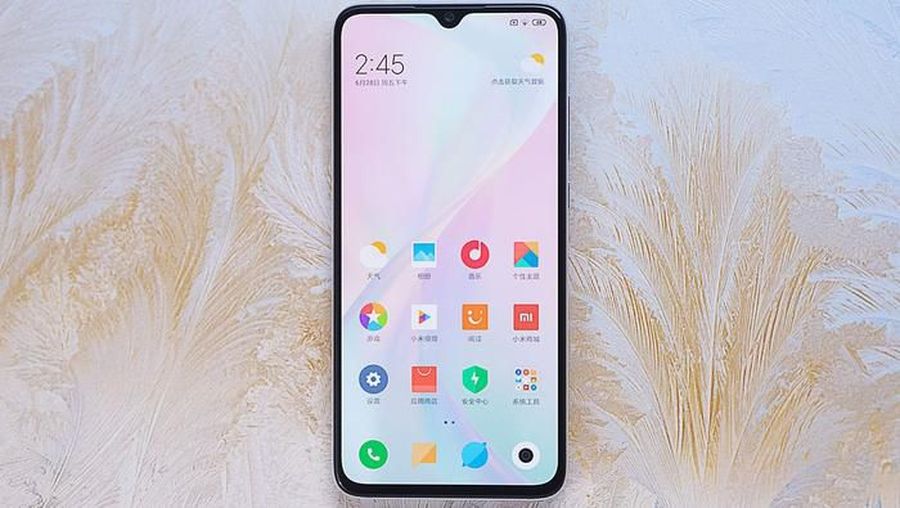Xiaomi meluncurkan ponsel budget baru bernama Xiaomi Mi CC9 untuk menyasar para milenial yang doyan selfie.