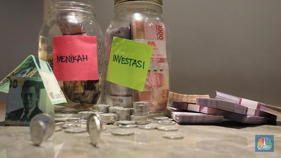 Ilustrasi Investasi (CNBC Indonesia/Muhammad Sabki)