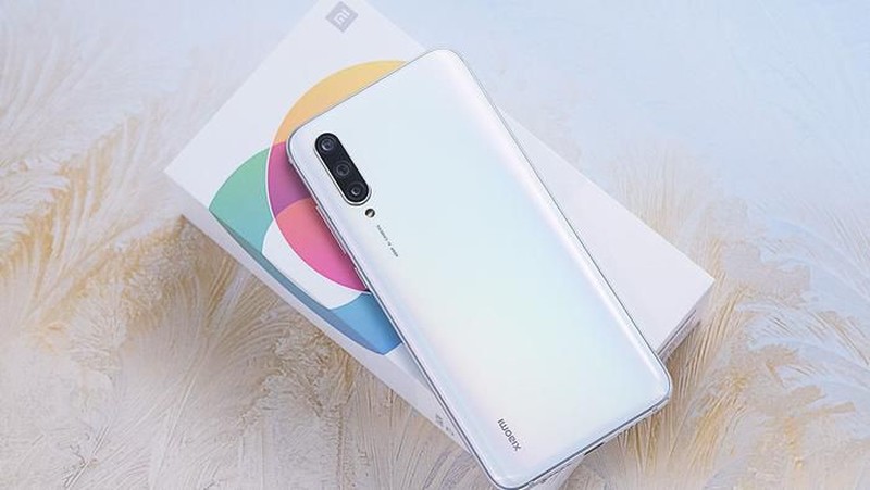 Xiaomi Corp meluncurkan senjata baru untuk menggarap pasar menengah di China yaitu Xiaomi Mi CC9 dan Mi CC9.