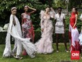 FOTO: Kejayaan Couture 'Bangkit' di Tangan Ralph & Russo