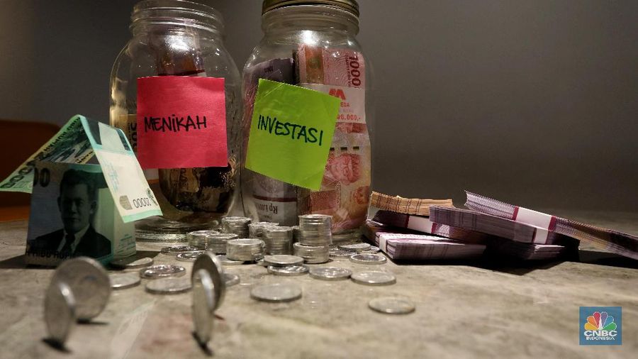 Ilustrasi Investasi (CNBC Indonesia/Muhammad Sabki)