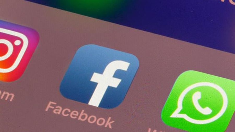 cover topik: whatsapp,Instagram, Facebook Luar