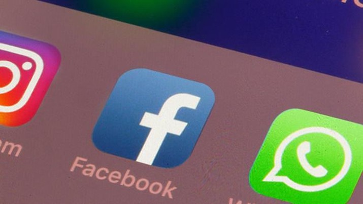 Cerita perdebatan di balik rencana Facebook monetisasi WhatsApp dengan iklan.