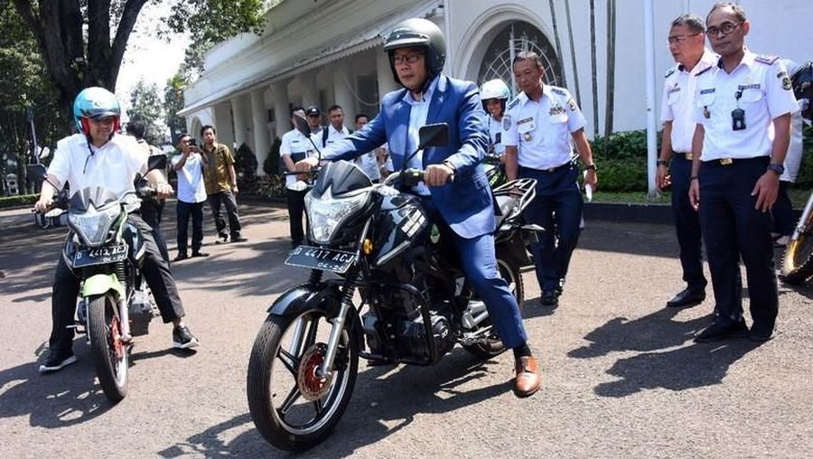 Bandung sudah tak ideal menjadi pusat pemerintahan Jawa Barat, sama seperti Jakarta.