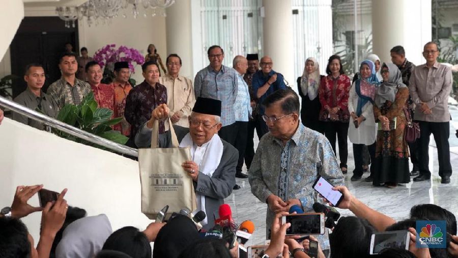 Wakil Presiden terpilih untuk periode 2019 - 2024, Ma'ruf Amin pada hari ini, Kamis (4/7/2019) menyambangi kantor JK.