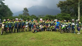 Masih Bernyali, Ratusan 'Riders Gaek' Siap Keliling Hutan