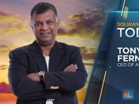 LIVE NOW! Tony Fernandes & Lika-Liku Bisnis Penerbangan