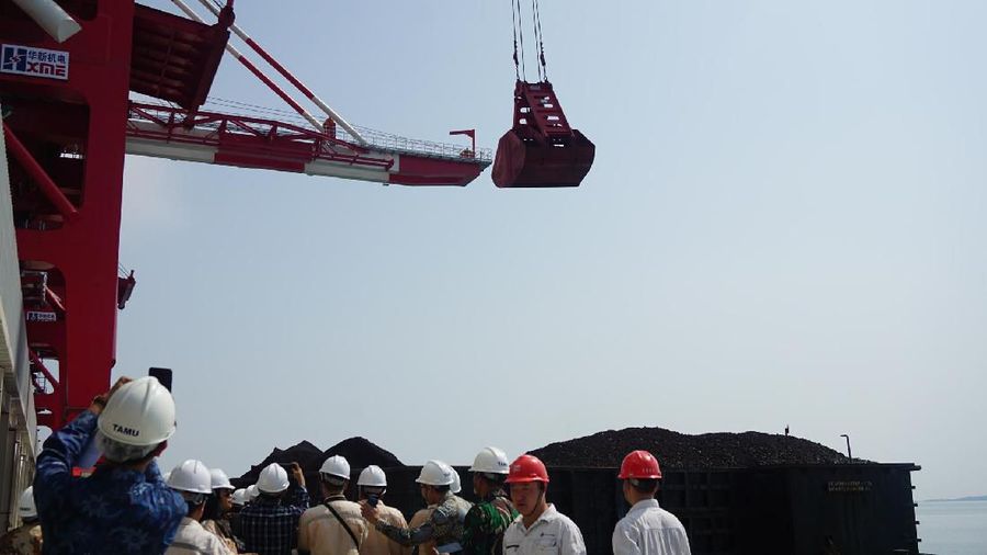 Pembangunan pembangkit PLTU Jawa 7 Tahap 1 berkapasitas 1000 MW sudah mencapai 95%, begini wujudnya 