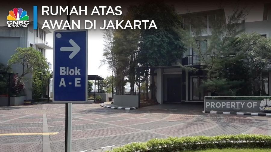 Perumahan Cosmo Park tengah jadi gunjingan karena lokasinya yang nyentrik, yakni di atap mal di Jakarta