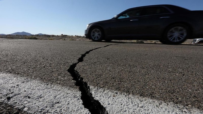 Gempa dengan magnitudo 7,1 skala richter (SR) mengguncang California Selatan, Amerika Serikat, pada Jumat (5/7) malam.