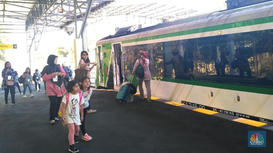 Rel Kereta di Joglosemar Bakal Tersambung ke Bandara Kulon Progo (CNBC Indonesia/Muhammad Choirul Anwar_