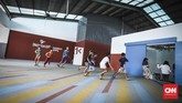 Sejumlah anak-anak usai menonton film di Bioskop Rakyat yang terlatak di Pasar Jaya Teluk Gong, Jakarta, 5 Juni 2019. (CNN Indonesia/Hesti Rika)