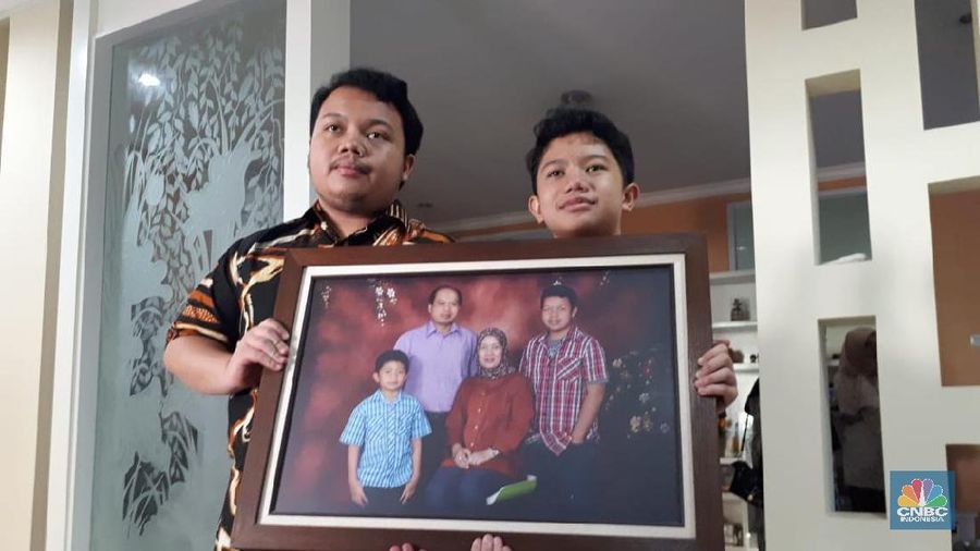 Putra Sulung Sutopo bercerita tentang sosok ayahnya yang tegas dan juga penyayang