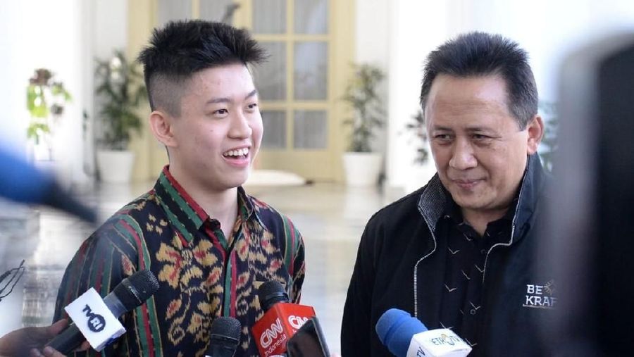 Dino Patti Djalal membalas cuitan bos Bekraf, Triawan Munaf, soal rapper Rich Brian