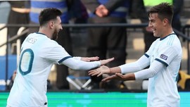 Messi Kartu Merah, Argentina Ungguli Chile di Babak Pertama
