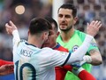 FOTO: Detik-detik Messi Dapat Kartu Merah di Copa America