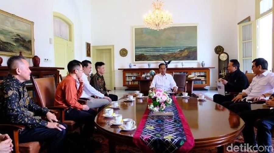 Jokowi mengaku sudah memiliki gambaran terkait komposisi kabinet nanti.