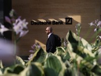 Tsunami PHK, Bank Raksasa Bakal Kurangi 2.000 Pekerja
